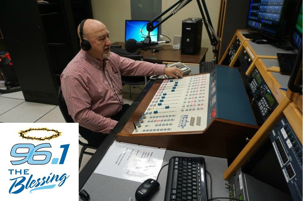Midday Manna with Brother Brandon and Big Al weekdays from 11 a.m. to 1 p.m. on 96.1 The Blessing logo - Tuscaloosa Southern Gospel Radio